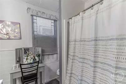 211 W 34th Street, Savannah, GA 31401 - Photo 30