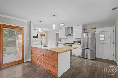 9 Glen Eden Court, Savannah, GA 31419 - Photo 8