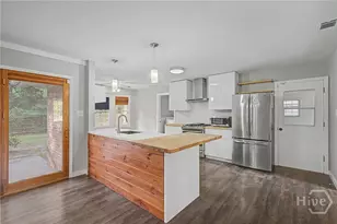 9 Glen Eden Ct, Savannah, GA 31419 - Photo 8