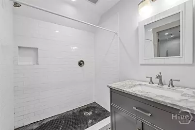 514 E Hall Street, Savannah, GA 31401 - Photo 20