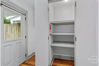 514 E Hall Street, Savannah, GA 31401 - Photo 8