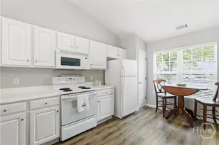 2 River Pointe Ct, Savannah, GA 31410 - Photo 8