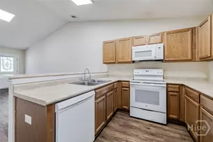 1027 Wadley Cir, Rincon, GA 31326 - Photo 10