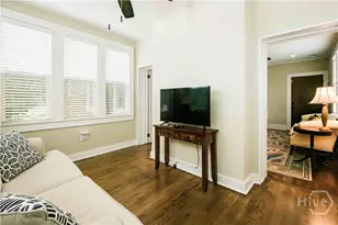 309 E 34th St, Savannah, GA 31401 - Photo 32
