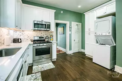 309 E 34th Street, Savannah, GA 31401 - Photo 12