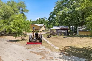 136 Wildwood Church Rd, Pembroke, GA 31321 - Photo 16