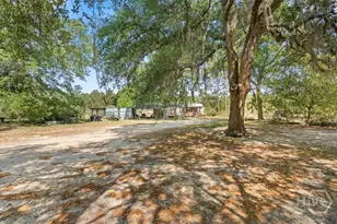 136 Wildwood Church Rd, Pembroke, GA 31321 - Photo 18