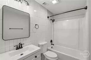 122 W 54th St, Savannah, GA 31405 - Photo 4