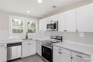 122 W 54th St, Savannah, GA 31405 - Photo 14