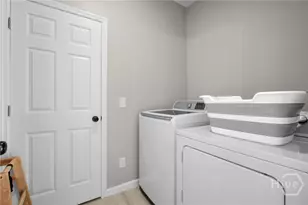11 E Fairmont Ave, Savannah, GA 31406 - Photo 10