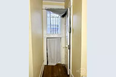 210 E State Street #1, Savannah, GA 31401 - Photo 12