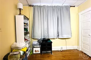 210 E State St, Savannah, GA 31401 - Photo 6