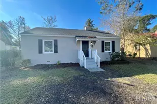 1813 E 39th St, Savannah, GA 31404 - Photo 2