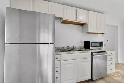 627 W 48th Street, Savannah, GA 31405 - Photo 10