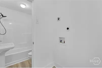 627 W 48th Street, Savannah, GA 31405 - Photo 18