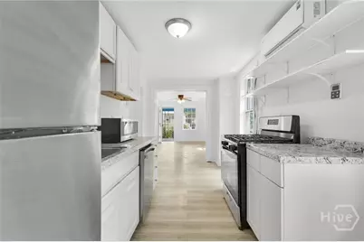 627 W 48th Street, Savannah, GA 31405 - Photo 12