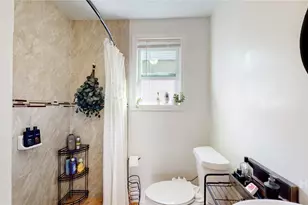 904 E 39th St, Savannah, GA 31401 - Photo 12
