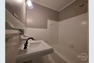 202 E 58 Street, Savannah, GA 31405 - Photo 14