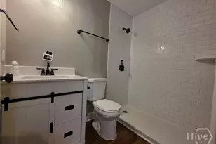 202 E 58th St, Savannah, GA 31405 - Photo 10