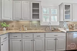 141 Grays Creek Dr, Savannah, GA 31410 - Photo 18