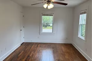 1305 E Anderson St, Savannah, GA 31404 - Photo 2