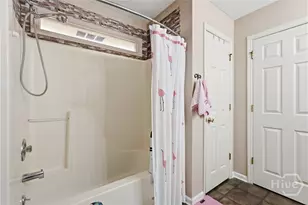 289 Teal Lake Dr, Richmond Hill, GA 31324 - Photo 18
