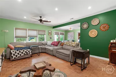 50 Richmond Drive, Savannah, GA 31406 - Photo 12