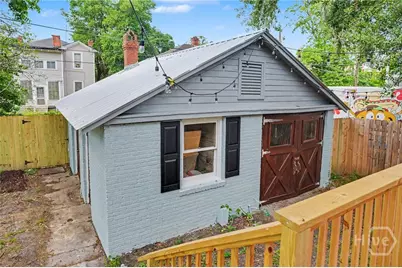1129 E Duffy Street, Savannah, GA 31404 - Photo 32