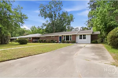 609 Johnston Street, Savannah, GA 31405 - Photo 2