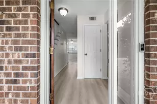 808 Birchwood Rd, Savannah, GA 31419 - Photo 4