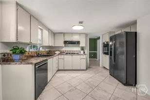 808 Birchwood Rd, Savannah, GA 31419 - Photo 8