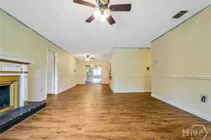 514 Heritage Dr, Hinesville, GA 31313 - Photo 8