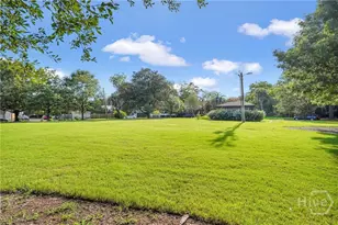 402 E 56th St, Savannah, GA 31405 - Photo 32