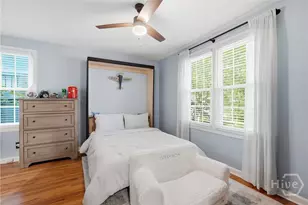 402 E 56th St, Savannah, GA 31405 - Photo 12