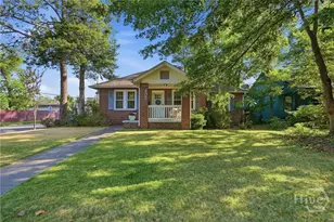 402 E 56th St, Savannah, GA 31405 - Photo 2