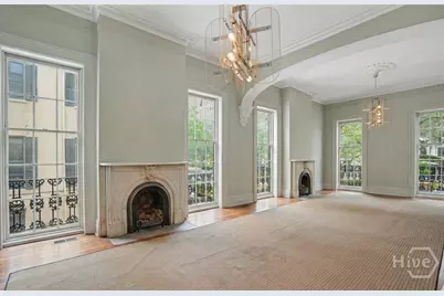 10 W Liberty Street, Savannah, GA 31401 - Photo 6