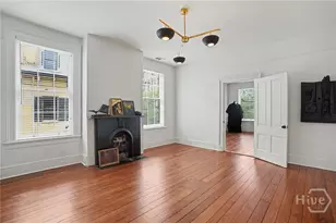 10 W Liberty St, Savannah, GA 31401 - Photo 14