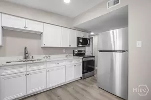 325 Woodley Rd, Savannah, GA 31419 - Photo 14