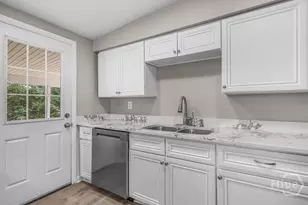 325 Woodley Rd, Savannah, GA 31419 - Photo 12