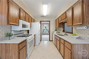 8506 Heatherwood Dr, Savannah, GA 31406 - Photo 12