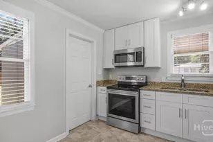 2114 E 62nd St, Savannah, GA 31404 - Photo 8