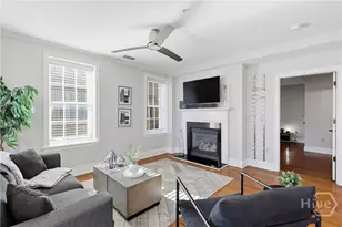 5 Whitaker St, Savannah, GA 31401 - Photo 12