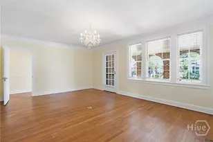 528 E 51st St, Savannah, GA 31405 - Photo 6