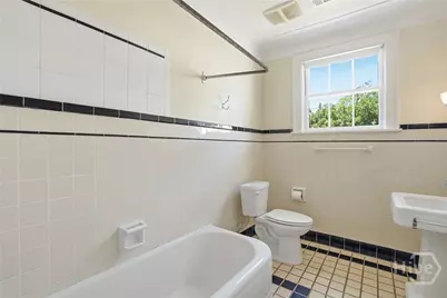 528 E 51st Street, Savannah, GA 31405 - Photo 22