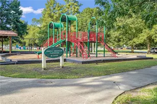 528 E 51st St, Savannah, GA 31405 - Photo 40