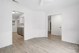 7 Goldfinch Ct W, Savannah, GA 31419 - Photo 14