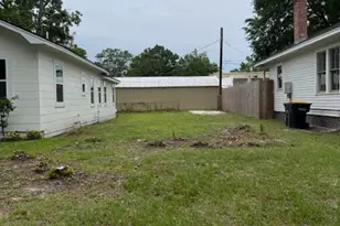 656 E 34th St, Savannah, GA 31401 - Photo 1