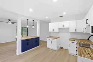 26 Douglas Ct, Bloomingdale, GA 31302 - Photo 8