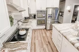 14 Dockside Dr, Savannah, GA 31410 - Photo 12