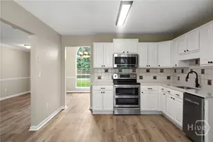 240 Pine View Dr, Bloomingdale, GA 31302 - Photo 8
